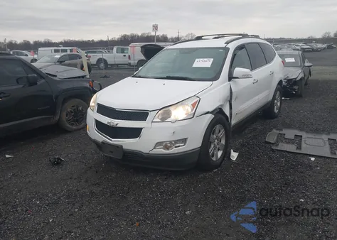 2010 Chevrolet Traverse Lt из США, поврежденный, VIN 1GNLRFED3AS151428